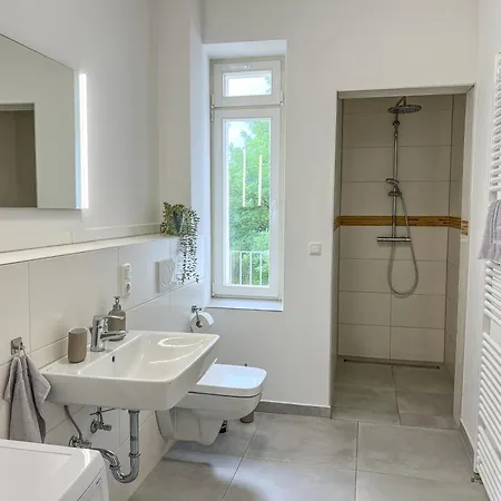 4 Personen, Wlan, Balkon Apartment *