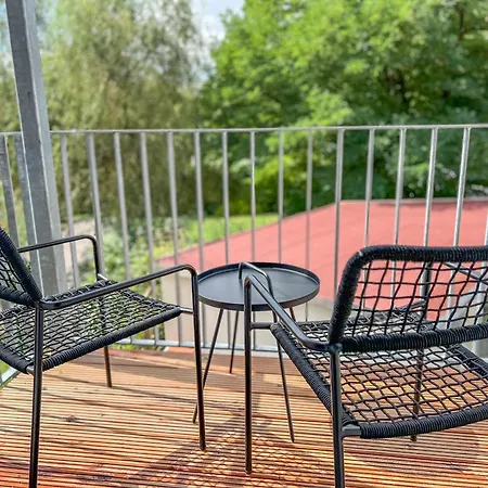 4 Personen, Wlan, Balkon *