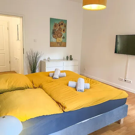 4 Personen, Wlan, Balkon Apartment *
