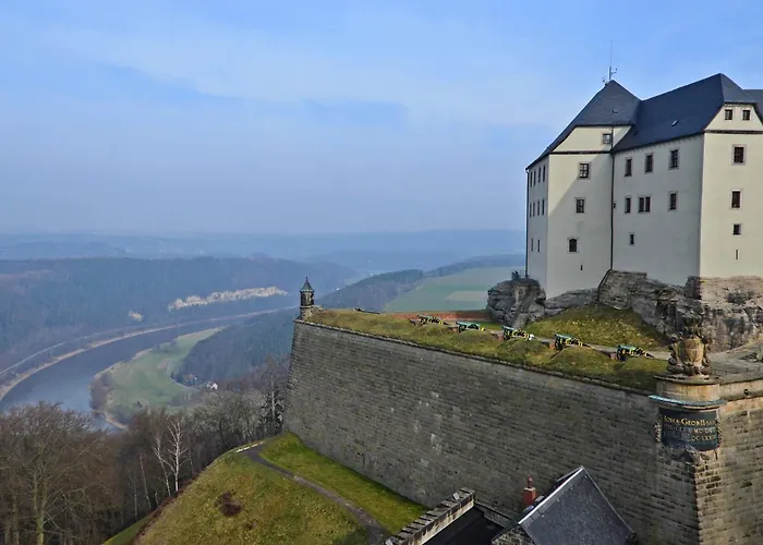 4 Personen, Wlan, Balkon Апартаменты Пирна